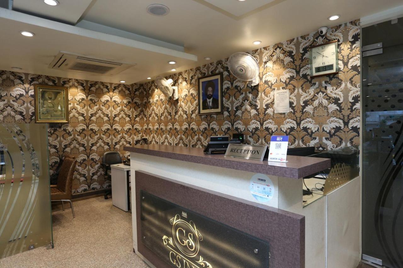 Capital O 5663 Gs Inn Chinhat Екстер'єр фото