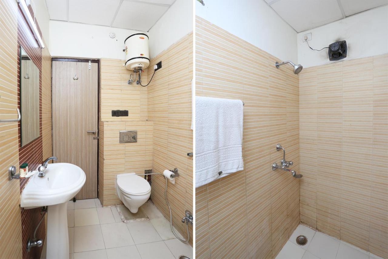 Capital O 5663 Gs Inn Chinhat Екстер'єр фото
